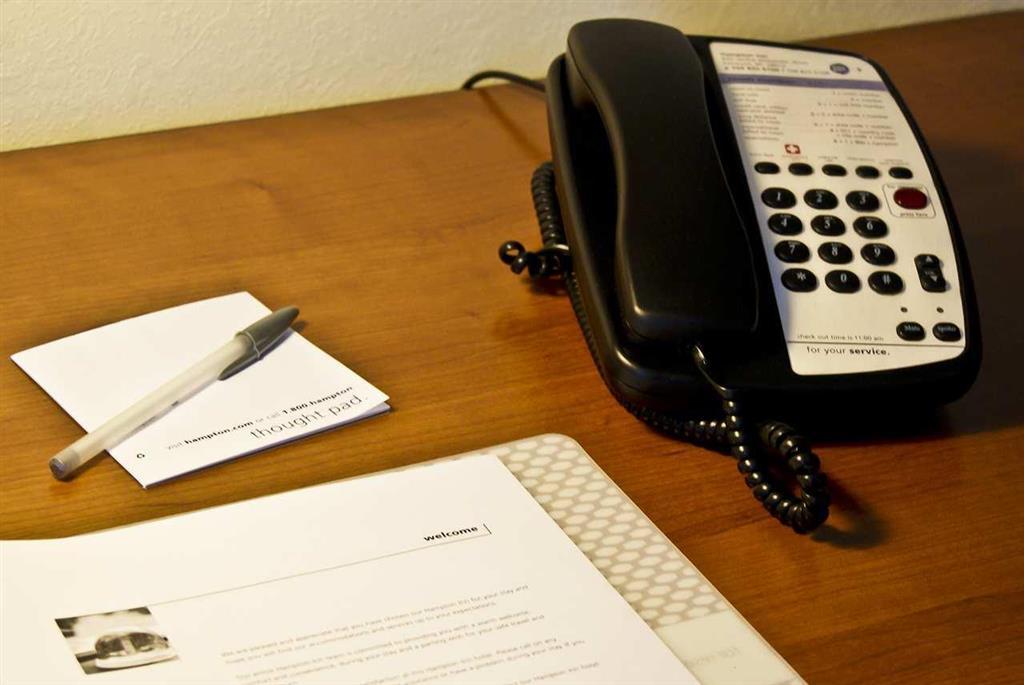 Hampton Inn Belmont At Montcross Удобства фото